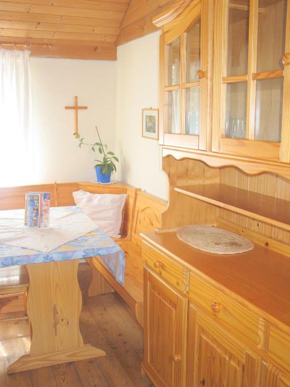 Gaudihof Kaltenbrunner Melk Room photo